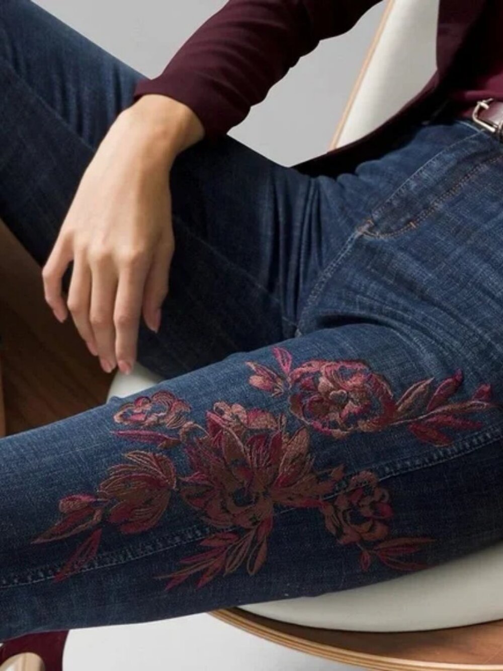 WHBM Embroidered High Rise Everyday Soft Straight Jean Pants Denim Burgundy